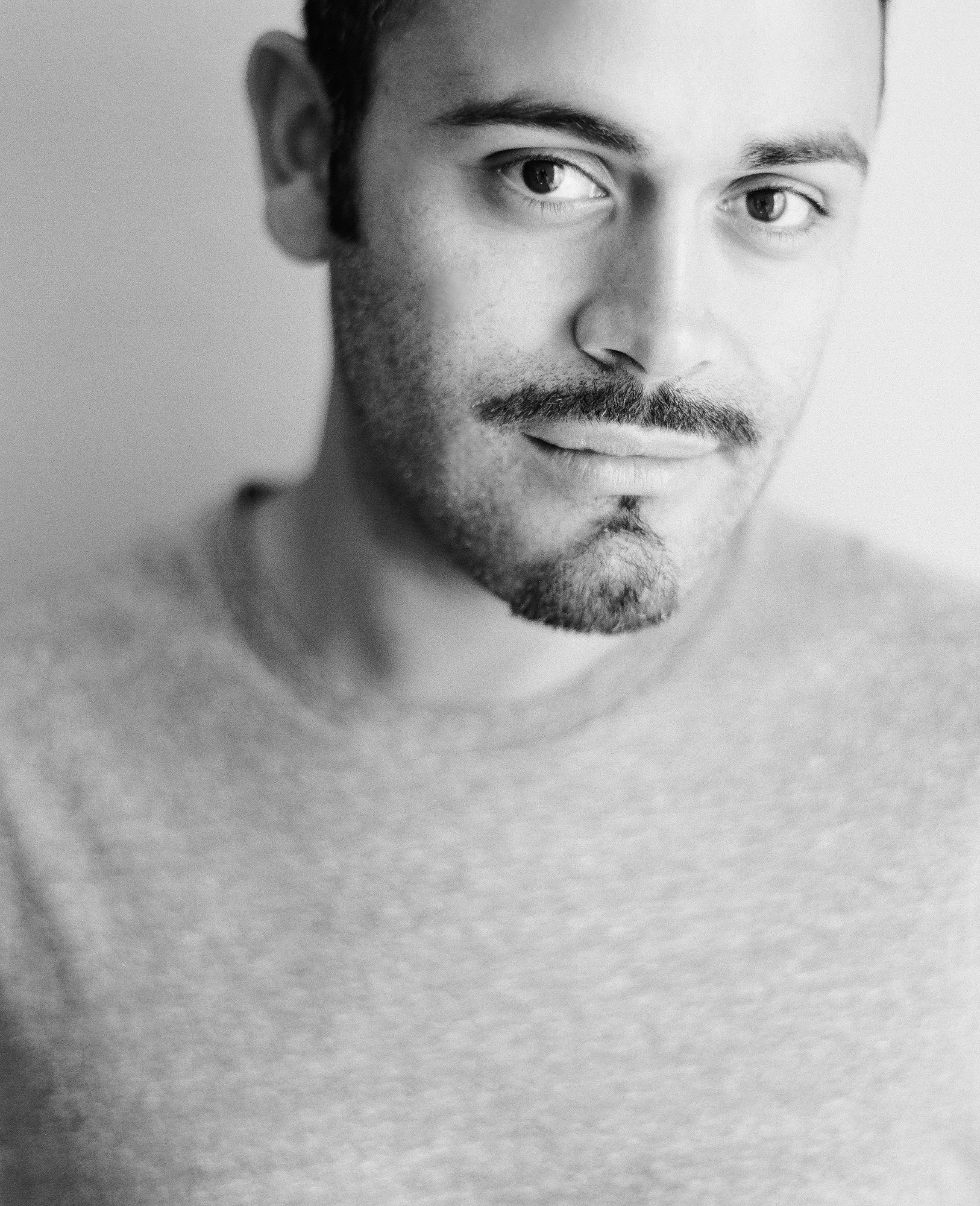 Jose Villa 19