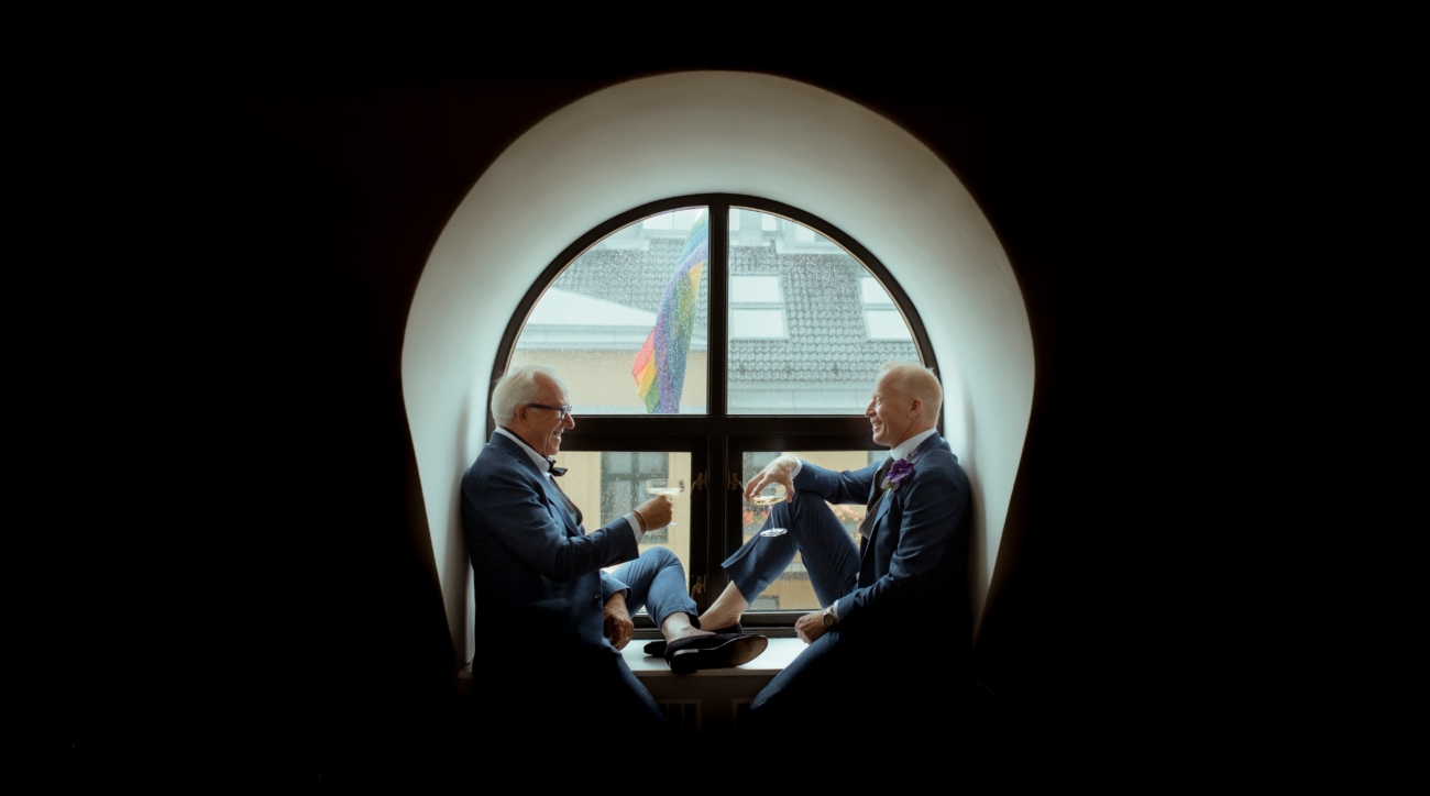 Best Couple Portrait winner at the 2023 Way Up North Awards, photographed by Bethine Elizabeth, Norway